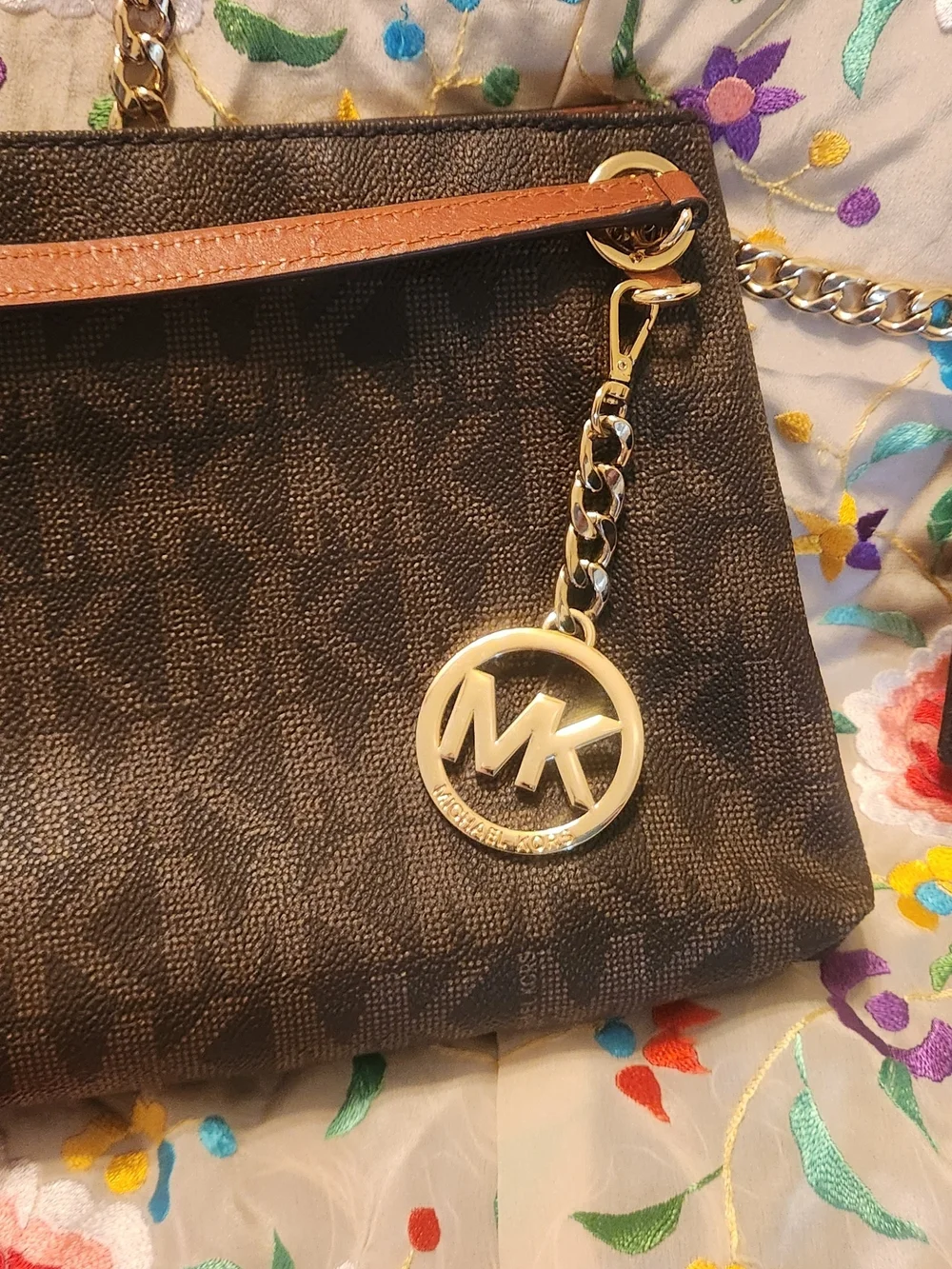 Michael Kors Brown Logo Chain Shoulder Bag Matching Wallet Set- Brown/Gold